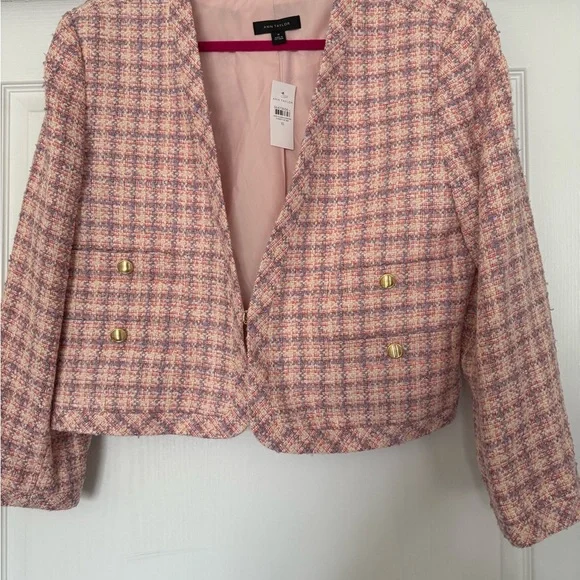 Ann Taylor Cropped Pink Tweed Jacket and Skirt Set - Picture 2 of 10